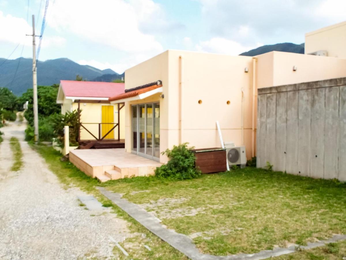Hotel Asobibase Yamabare-House Ishigaki  Exterior foto